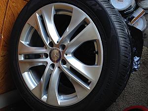 A Set of 2011 w212 EClass OEM Rims/Tires-photo-1.jpg