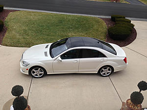 Is it hard to find a white 09-13 E class in white, sport, pano, and black leather?-image-1956616116.jpg