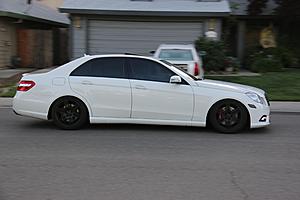 Picture request: White W212 with black rims (either all black or just the inside)-img_5966.jpg