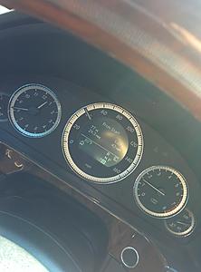 I am truly impressed with the gas mileage on my E550.-2015-10-18-12.41.39.jpg