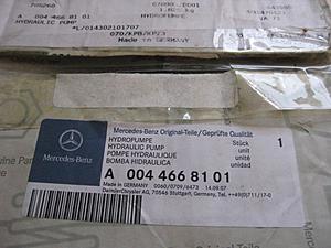 03-09 Mercedes - Benz CLK 500/550 * Power Steering Pump  * New In Box-img_0228.jpg