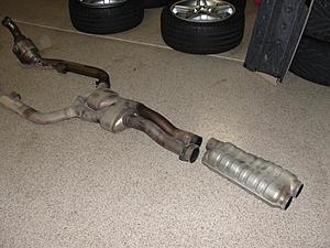 FS: Full E55 exhaust ( minus the mufflers)-dsc00429.jpg