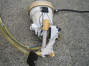FS:07 E63 Fuel Pumps-img_9089.jpg