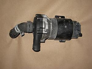 FS OEM Bosch intercooler pump-img_3706.jpg