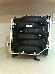 FS: Mercedes Benz/chrysler Intake manifold with fuel Rail-056.jpg