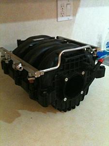 FS: Mercedes Benz/chrysler Intake manifold with fuel Rail-058.jpg