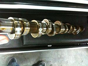 CLK55 AMG ENGINE PART OUT-camshaft.jpg