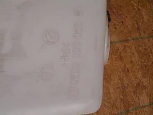 2208690020 windshield washer reservoir for sale S600 &amp; CL600 W215 210-img_20120429_124255.jpg