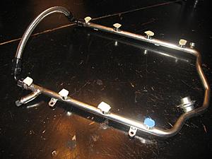 FS: w211 E55 --- Looped Fuel Rail ----001.jpg