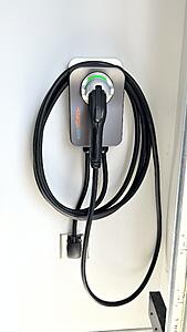 L2 home charger-52111e50-3098-4f20-accf-f6748b3ae04f.jpeg