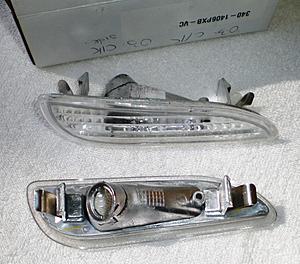 Mercedes W209 CLK Class Clear Bumper Lights-p9300018.jpg