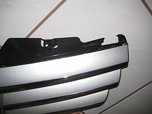 FS: R230 2007+ 3 Slat Grill w/ Distronic Lense 0 Shipped-img_3914.jpg