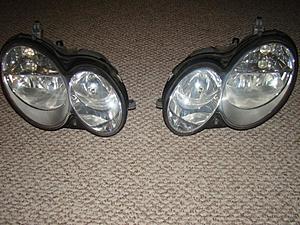 FS: W209 Halogen Headlights (pair)-dsc00242.jpg