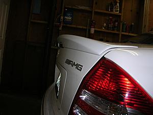 W203 TRUNK SPOILER-dscn3349.jpg