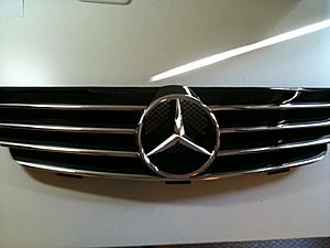 selling 05 CLK500 grill-img_0185.jpg