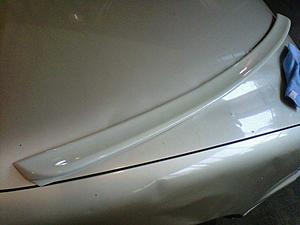 FS: W211 08 rear spoiler painted Artic white-08-spoiler.jpg
