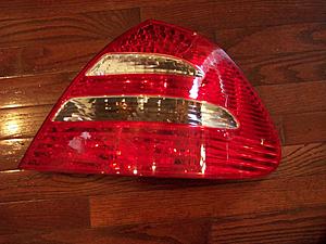FS: W211 E55 TAILS LED-mb-tail-002.jpg
