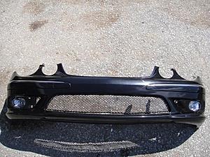 FS: 03-06 E55 FRONT BUMPER - PAINTED 197 OBSIDIAN BLACK - EXCELLENT SHAPE-dsc03295.jpg