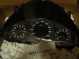 FS: E63 AMG Cluster Speedometer W211-019.jpg