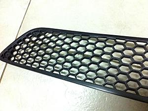 FS: w211 E63 amg Lower grills (3 pc, incl. foglight trim)-photo-2.jpg