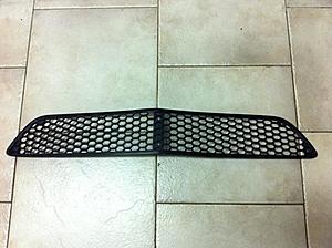 FS: w211 E63 amg Lower grills (3 pc, incl. foglight trim)-photo-111d1.jpg