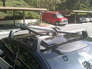 FS: Anyone seeking an oem mb rooftop bike carrier?-img00135-20110413-1514-1-.jpg