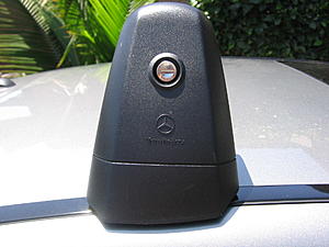 For Sale: W-204 C class roof racks-img_0012.jpg