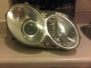 FS: W209 Bi-Xenon headlight assemblies-6.jpg