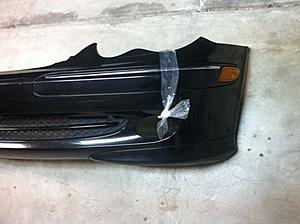2004 W203 used front bumper-photo.jpg