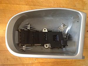 FS: W203 MIRROR ASSEMBLY, mirror, and COVER - right and left-photo-copy-5.jpg