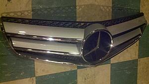 FS: 207 212 E class distronic front sport grille-2012-06-28_20-49-00_52.jpg