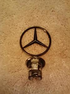 FS: Black Painted Wheel Center Caps &amp; Black Painted Raised Hood Star-1013121914a.jpg