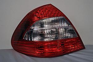 FS: W211 07-09 LED Tail Lights for 03-06 E-Class Facelift-dsc_0053.jpg