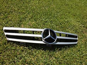 FS: CLS W219 OEM Front Grill 3 Slat EXCELLENT Condition from 07 CLS63 0 OBO-img_3879.jpg
