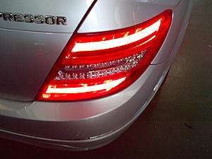 W204 FL Rear Tail Lights-singapore-20130531-00107.jpg