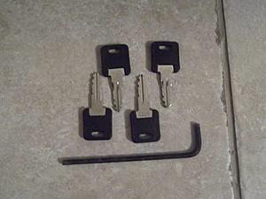 FS: OEM Mercedes Roof Crossbars-00q0q_1crsqfqtyj7_600x450.jpg