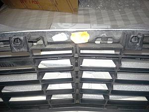 WTB: 02-05 C230 Coupe Grille-20130506_173403.jpg