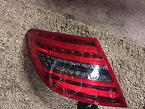 w204 08-11 C-Class Facelift LED Tail light 0 shipped lower 48-image3.jpg