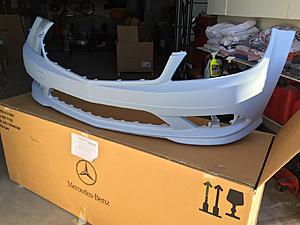 NEW Genuine Mercedes-Benz W204 2008-2011 C-Class Sport Front Bumper Assembly-img_6615.jpg