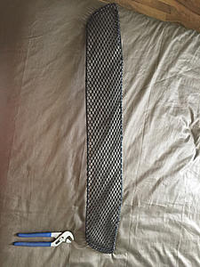 FS: w211 e55 lower mesh center grilled &amp; pass lower fog light grille-085fadfc0e812ac99adb174186145347_zpslyz4aau0.jpg