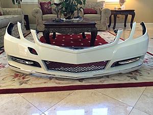 FS: E COUPE (C207) front bumper (non amg) artic white-image14_zps33e98f54.jpeg