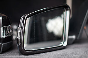 W204 197 Obsidian Black Euro Spec Mirrors-prt3xre.jpg