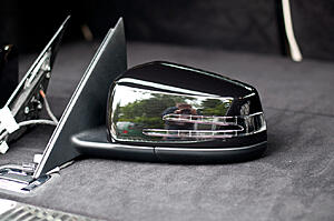 W204 197 Obsidian Black Euro Spec Mirrors-eethh64.jpg