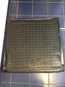 For SALE: G55 G63 OEM rear trunk/hatch/cargo liner/plastic mat-photo-1-.jpg