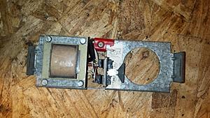 Mystery Item on Euro W123-euro2.jpg