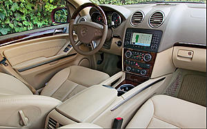 Gl550-mt-interior-mac.jpg