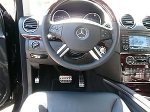 installed AMG pedals-p1000017palm.jpg