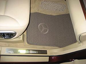 Floor mats &amp; Cargo area liners-img_3471.jpg