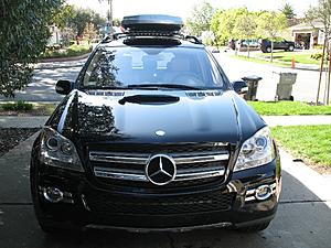 Thule Atlantis Cargo carrier on factory racks-boys-boarding-march-08-020.jpg