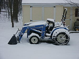 Biodiesel-snow-covered-tractor.jpg